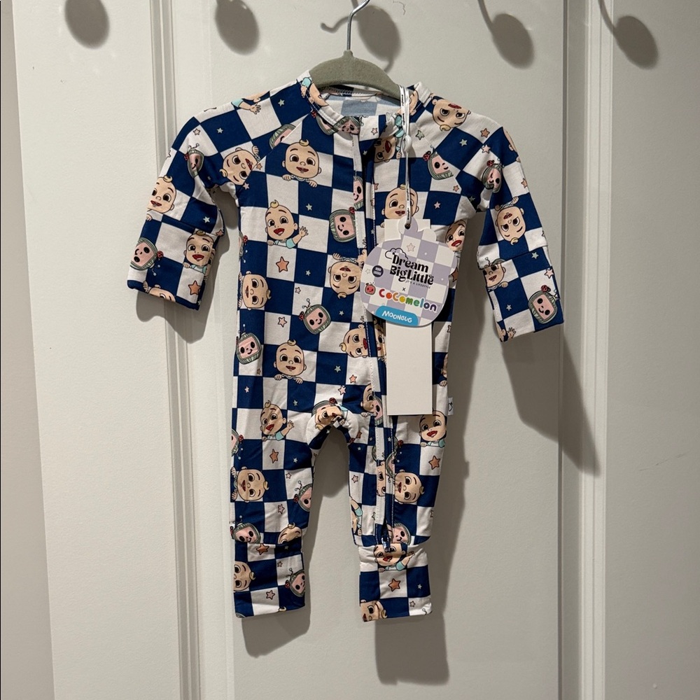 Cocomelon bamboo value checkered & Dream Big Little Co. Premie NWT
